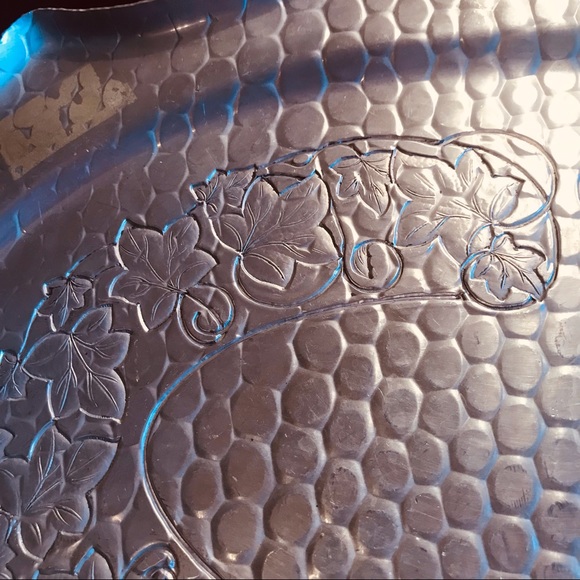 MID CENTURY MODERN ANTIQUE ALUMINUM SERVING TRAY - Picture 5 of 12